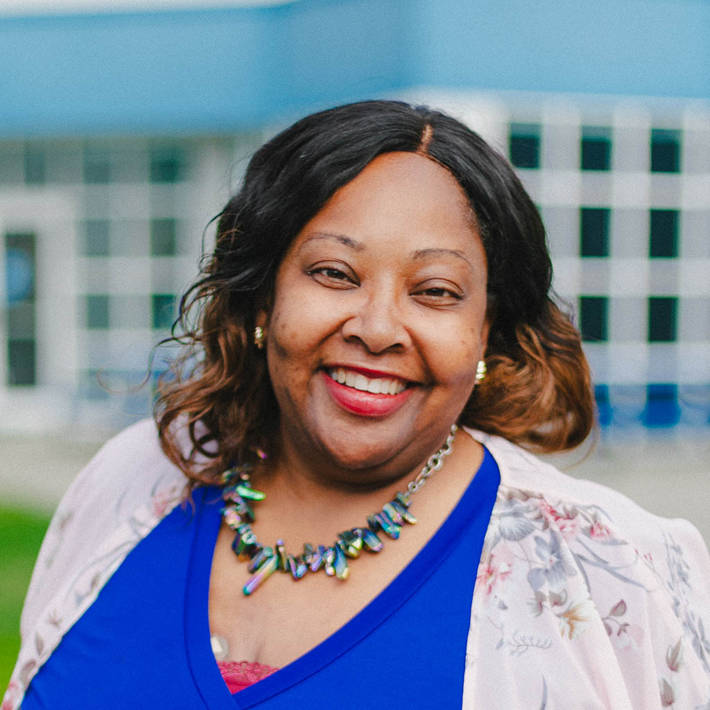 Ali Washington